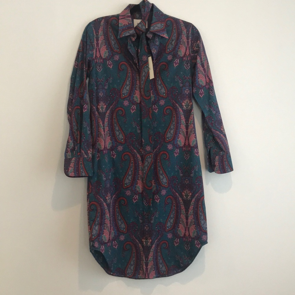 Thomas Pink Paisley Tunuc with removable belt